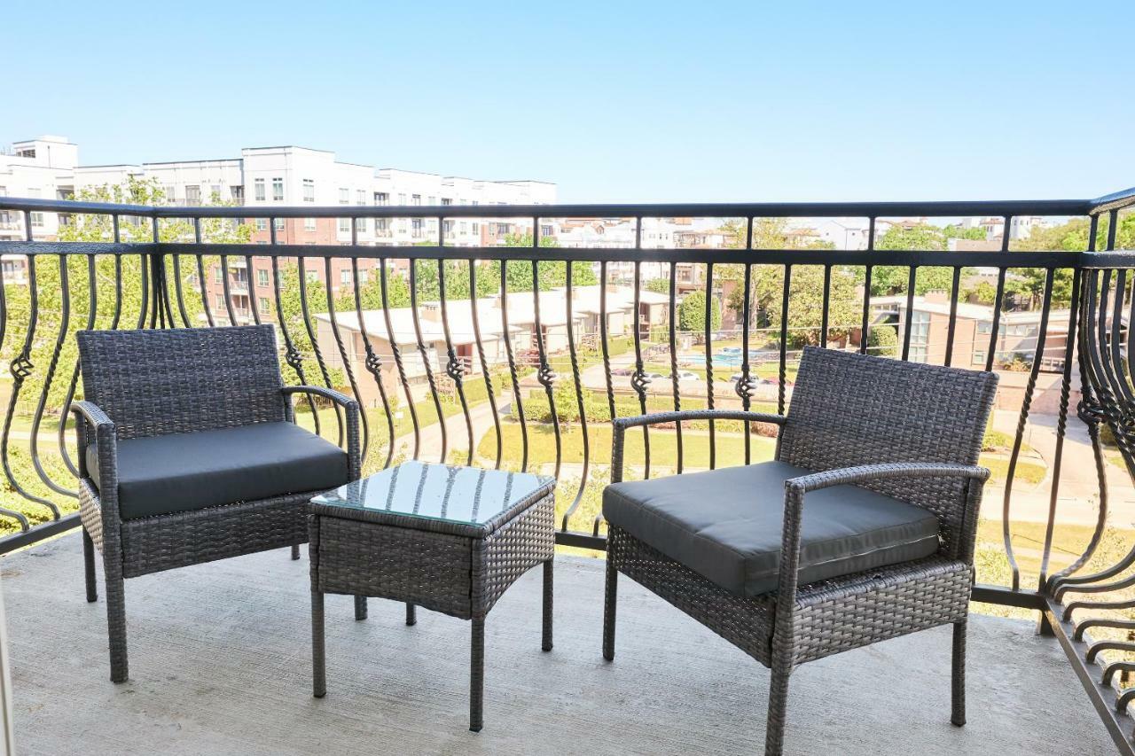 Sonder At Bayou On The Bend Aparthotel Houston Bagian luar foto